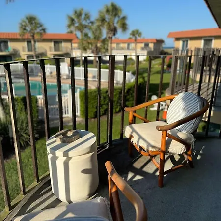 Poolside Oceanview Retro Bliss Villa